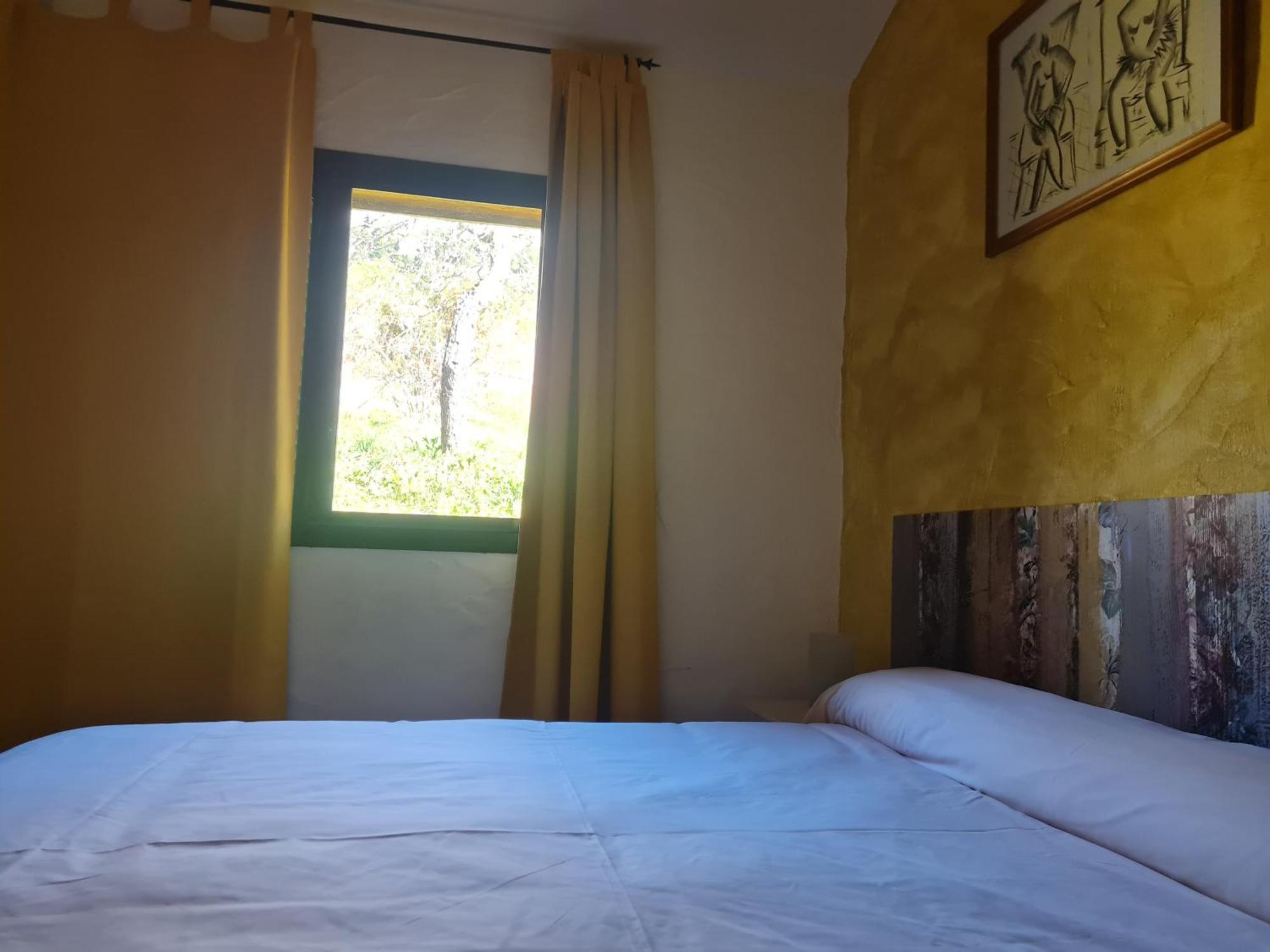 Apartamentos Rurales Candela Canamero Екстер'єр фото